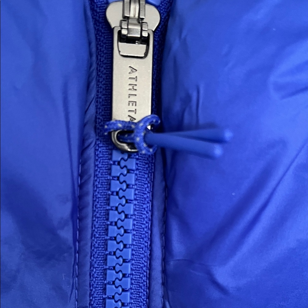 Athleta Women's Blue Puffer Jacket - Picture 4 of 5